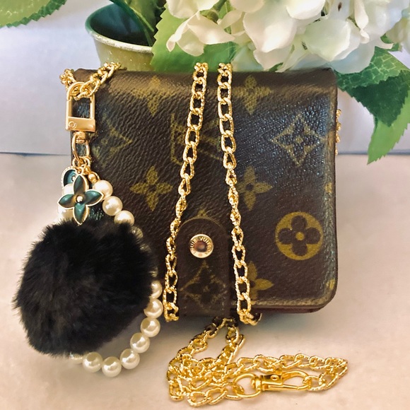 Louis Vuitton Monogram Compact Zip Wallet 2007 - Picture 16 of 16